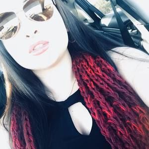 Meet your Posher, Andrea